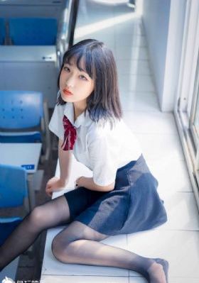 美女撒尿隐私免费