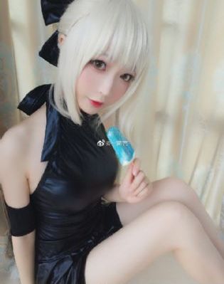 抽搐电击罚女仆夹震蛋器憋尿虐乳